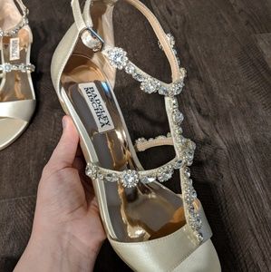 Badgley Mischka low wedge sandals